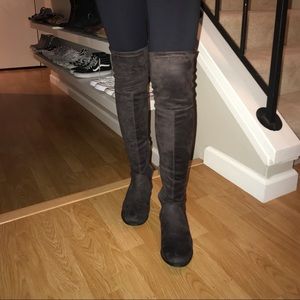 Women’s size 6 OTK faux suede boot - Dk Gray